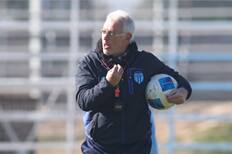 Una cláusula y 195 millones en disputa: el conflicto legal entre Ivo Basay y Magallanes