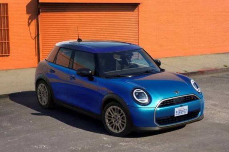 MINI sumó en Chile la nueva versión Cooper 5P