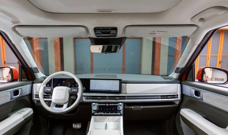 La camioneta de Michelle Carvalho.