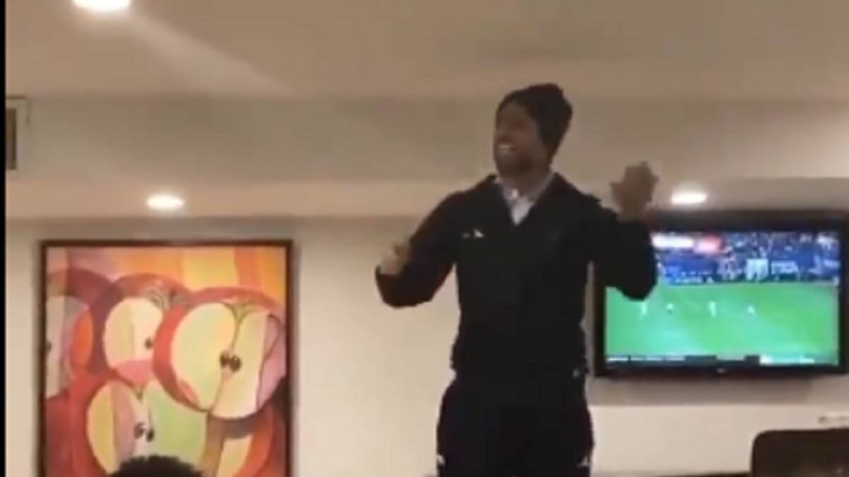 ¡A morir! Jorge Valdivia fue bautizado en Morelia al ritmo de Américo