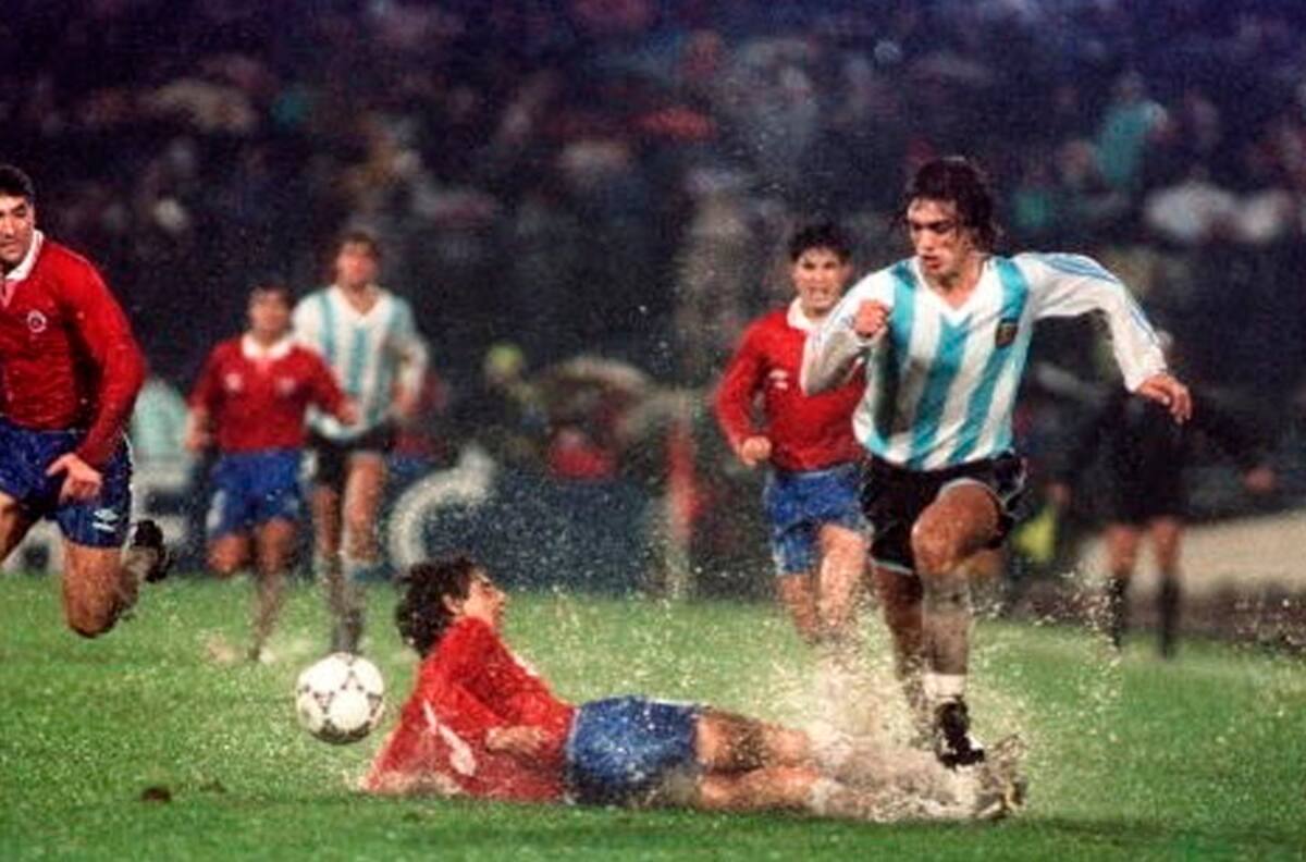 Bajo un diluvio: Se cumplen 29 años del empate entre Chile y Argentina por Copa América