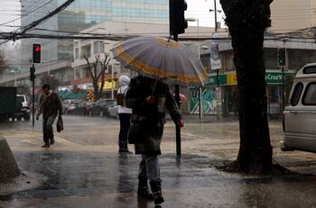 Lluvia en Chile: ¿Dónde lloverá este domingo 16 de abril?
