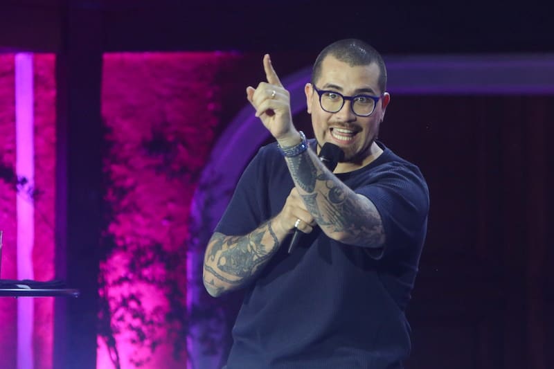 protagonizó un tierno momento con su pareja.