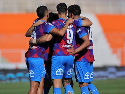 “Ya estoy mejor”: Figura de la UC anuncia su retorno y pide camiseta en el once de Tiago Nunes