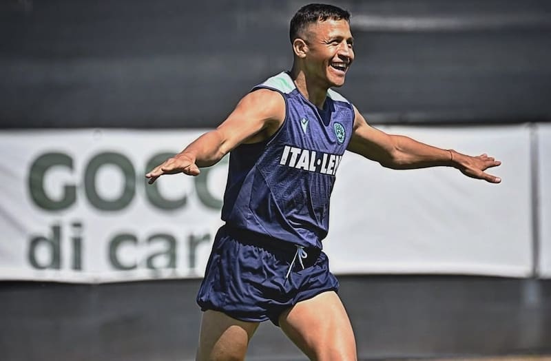 fue defendido por un emblema del Udinese. Foto: Instagram Alexis Sánchez