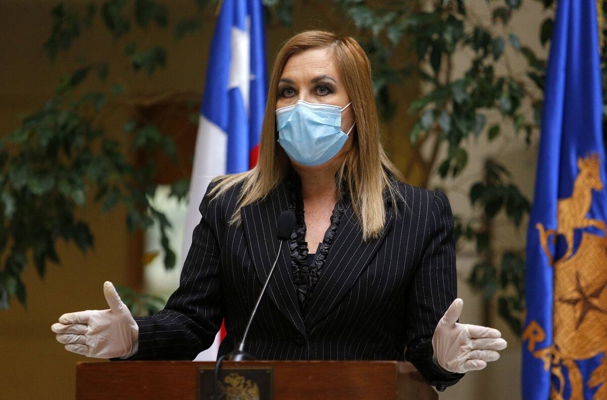 Pamela Jiles agradeció "a los opinólogos de la élite" que "siguen hablando sin parar de La Abuela"