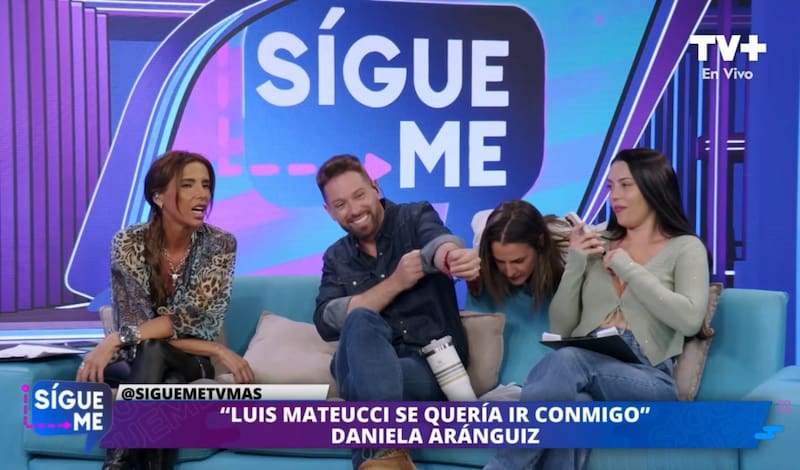 La modelo conversó muy coqueta con Luis Mateucci.