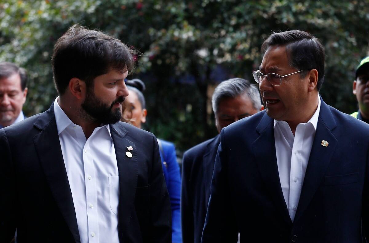 Gabriel Boric se reunió con el Presidente de Bolivia tras su arribo a Bogotá