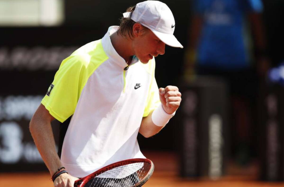 Denis Shapovalov venció a Ugo Humbert y se metió en cuartos del Masters de Roma
