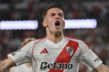 Mastantuono rompió el record en Argentina: ¿Cuál es la venta más cara en la historia del fútbol chileno?