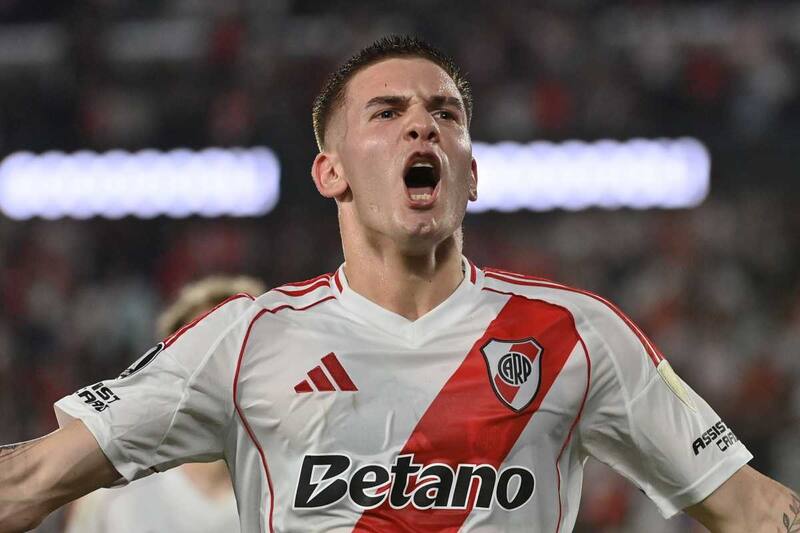 Con 17 años ya hace historia en Argentina.