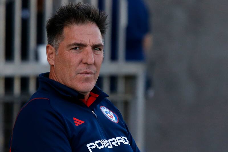 Guarello ya le busca reemplazante a Eduardo Berizzo.
Andres Pina/Photosport