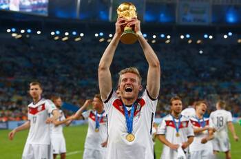 El campeón mundial con Alemania, André Schurrle, colgó los botines a los 29 años
