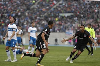 ¿Paternidad alba? Los números que le dan ventaja a Colo Colo por sobre la UC en llaves directas