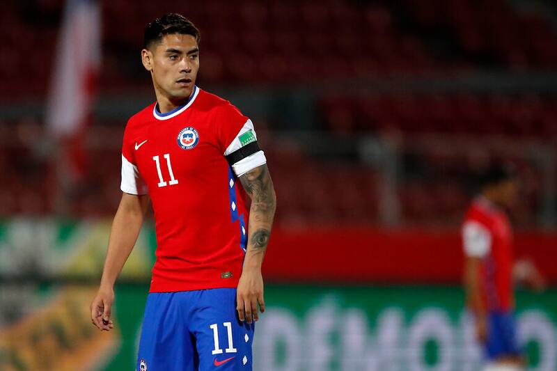 Felipe Mora no es tenido en cuenta por Ricardo Gareca. Foto: Aton.