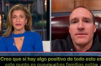 Figura de la NFL dio su visión sobre la crisis mundial y emocionó a periodista que lo entrevistaba