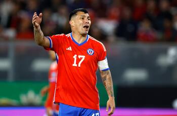 Gary Medel explotó contra el arbitraje de Wilmar Roldán en Copa América: “Y nos siguen robando y cag...”
