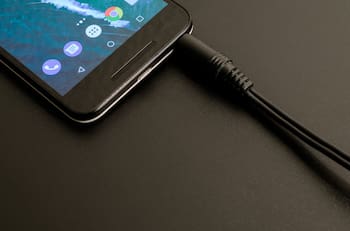 Si tienes celular Android, debes desinstalar YA estas 28 apps que contienen malware