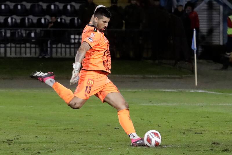 se queda en Deportes Temuco. Foto: Aton