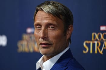 Mads Mikkelsen no se olvida del Grindelwald de Johnny Depp para “Animales Fantásticos 3”