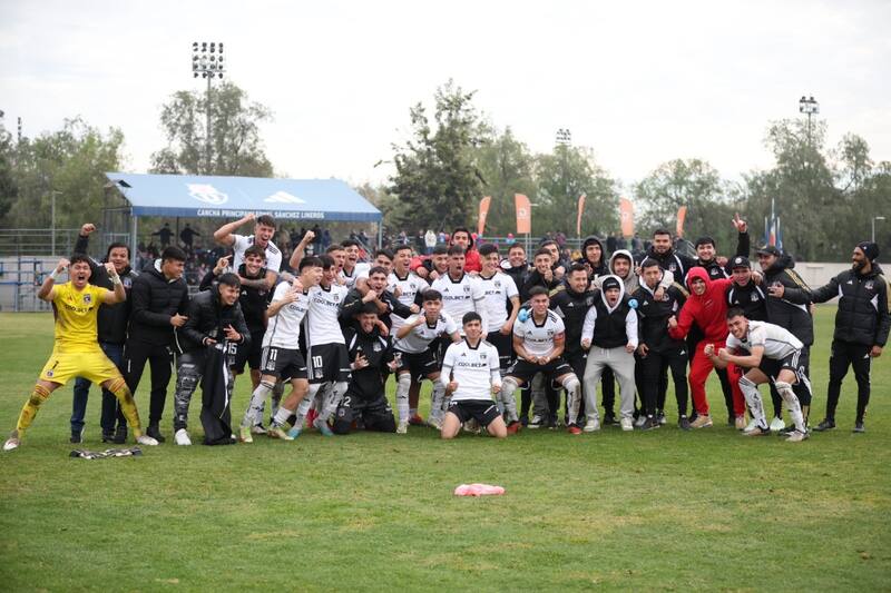 Colo Colo clasificó a semifinales del torneo de Proyección. Colo Colo.