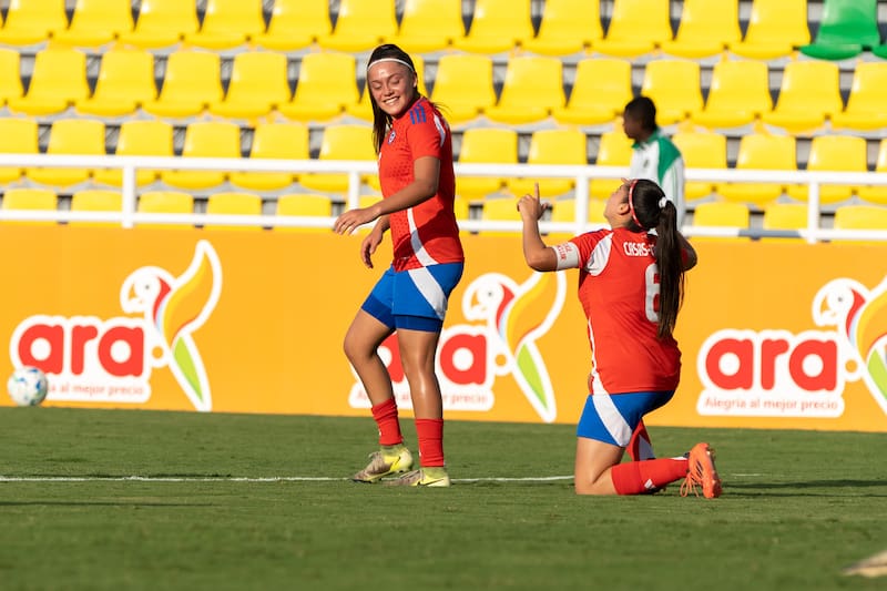 venció a Perú con doblete de Antonella Casas-Cordero. Foto: Fernando Escobar - Comunicaciones FFCH