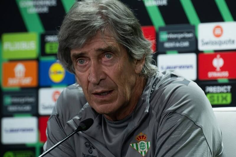 , entrenador del Betis. Foto: @realbetisbalompie.