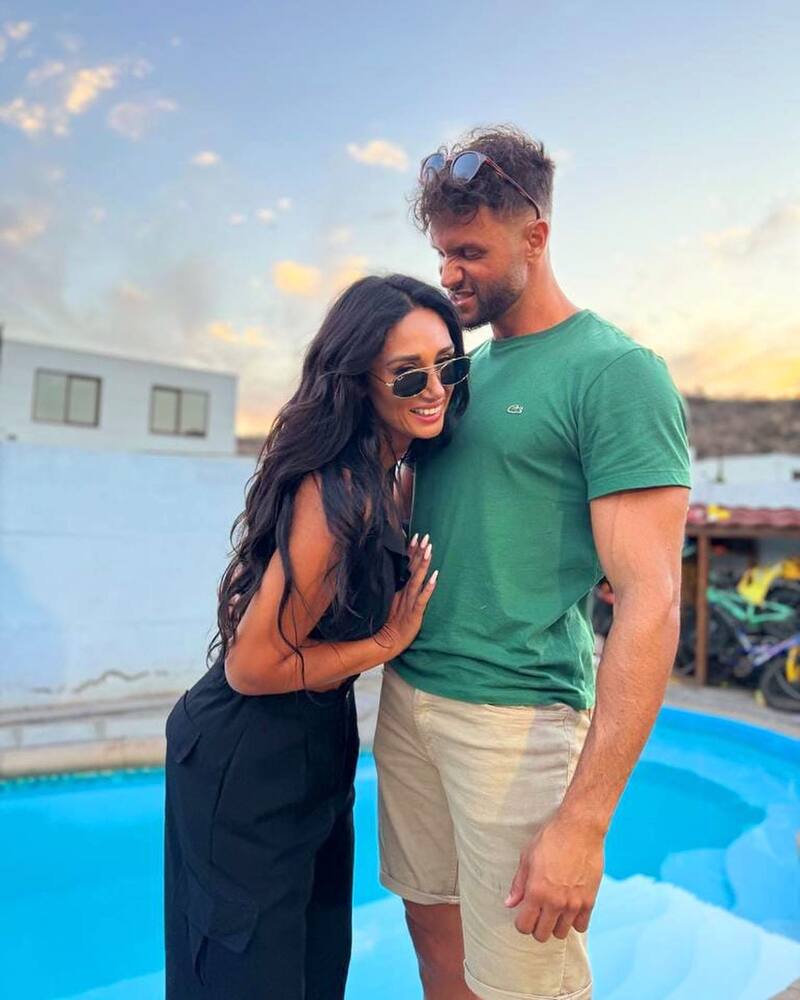 Fabio Agostini y Pamela Díaz tiene unabonita relación.