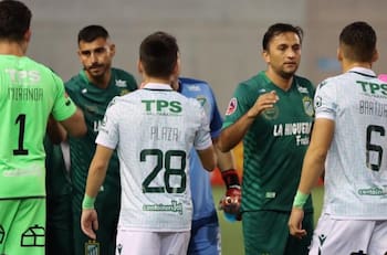 FOTOS | "La Palta Asesina": Los particulares lienzos de La Higuera en duelo ante Santiago Wanderers por Copa Chile