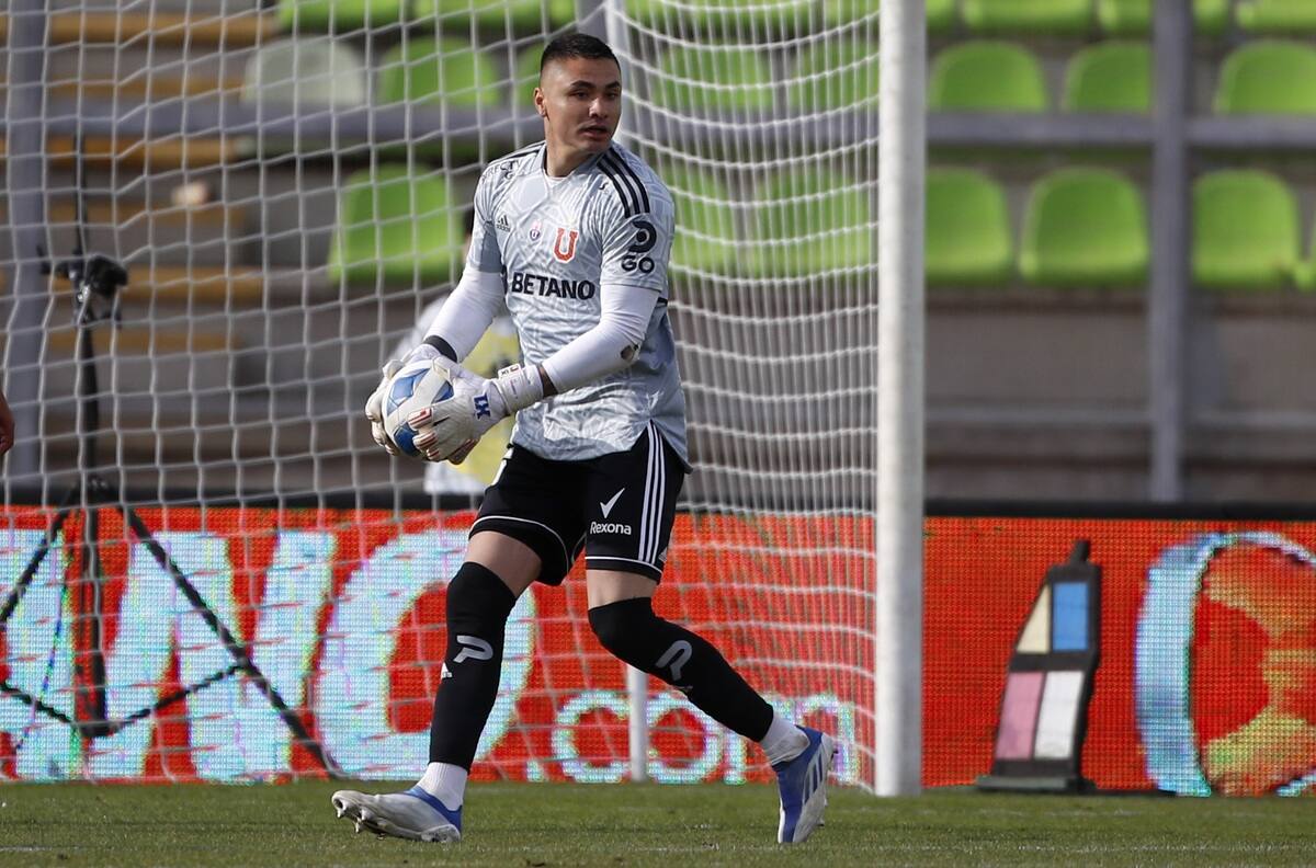 ¿Quiénes serán los arqueros de la U? La competencia que preparan para Cristóbal Campos en 2023