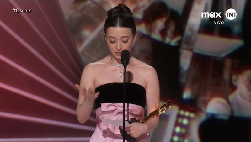 La actriz recibió el galaron por su vital participación en la cinta. Créditos:TNT.