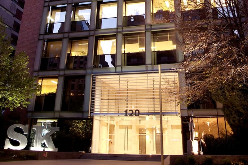 Revisa los detalles y el monto que se podría invertir en el país.