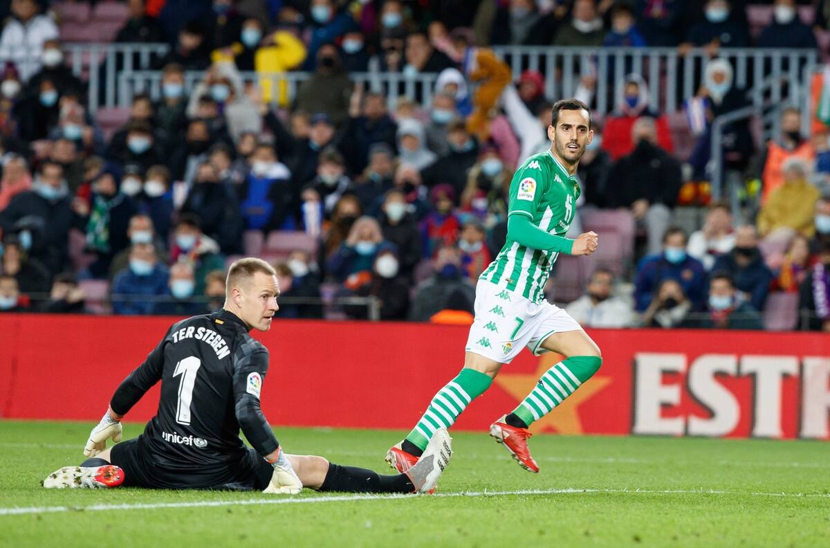 El Real Betis de Manuel Pellegrini bajó al Barcelona de Xavi y se metió en zona de Champions League