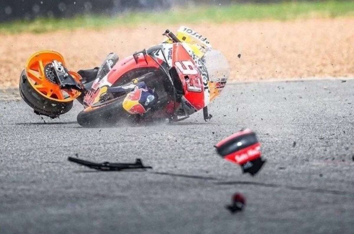 La brutal caída de Marc Márquez en entrenamiento de MotoGP de Tailandia