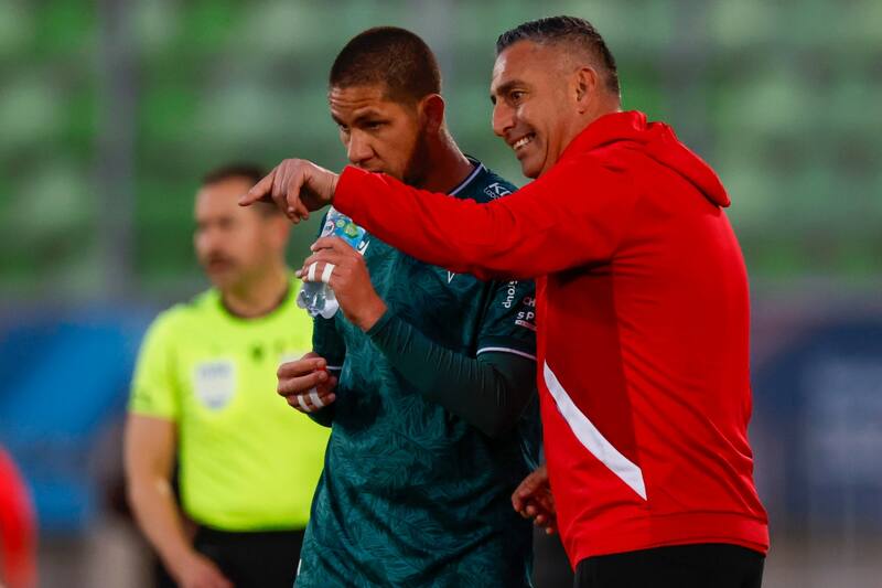 , entrenador de Santiago Wanderers. Foto: Agencia Aton.