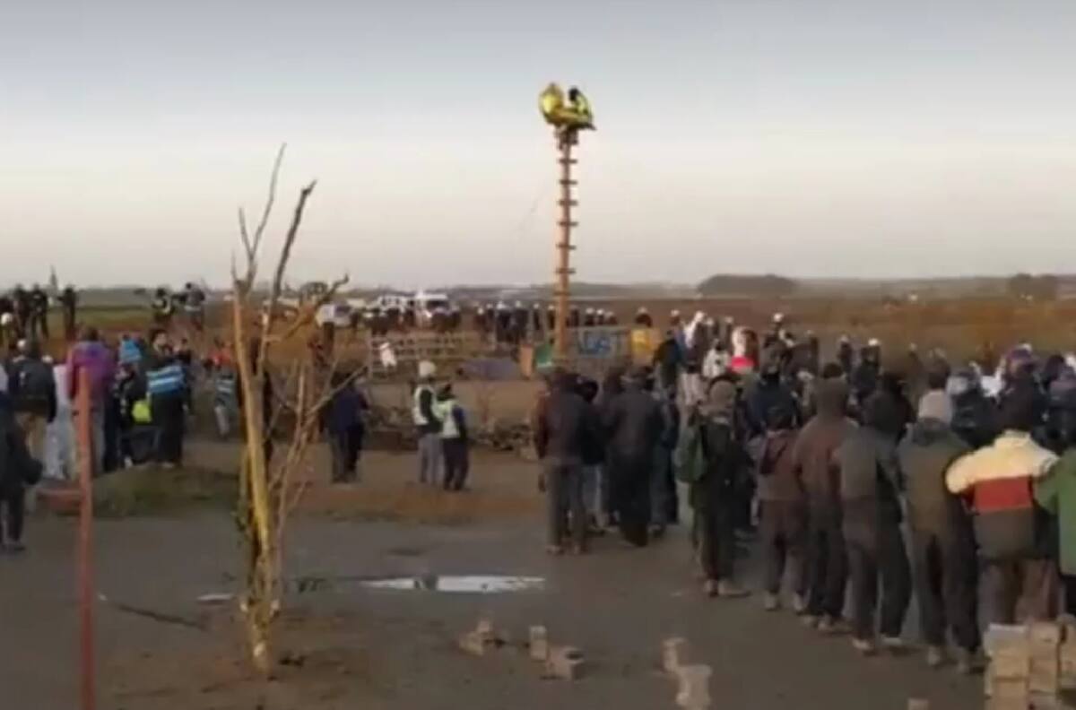 VIDEO | Alemania: Reprimen protesta ambientalista en contra de la expansión de una mina de carbón