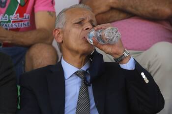 Sigue la poda en el arbitraje chileno: Julio Bascuñán y 10 árbitros más fueron despedidos por Javier Castrilli