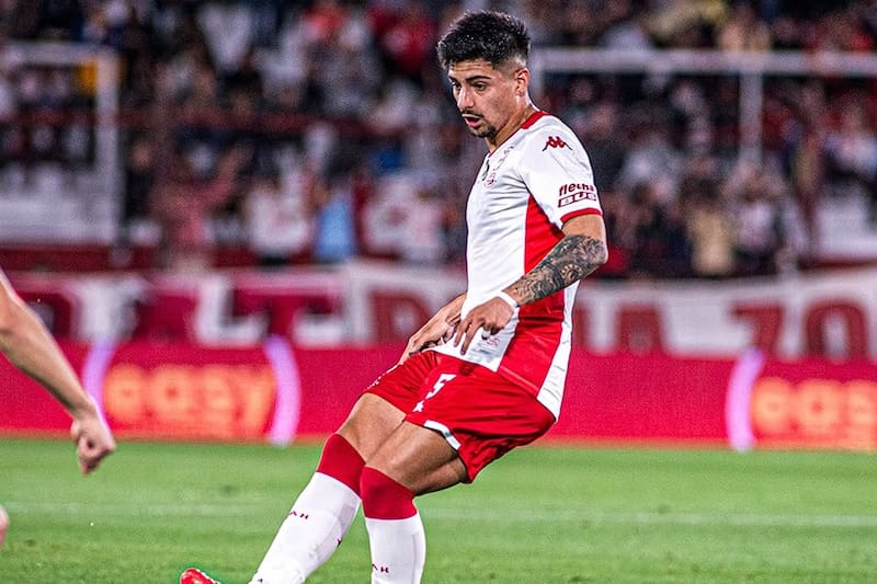 por ahora sigue siendo jugador de Huracán.
