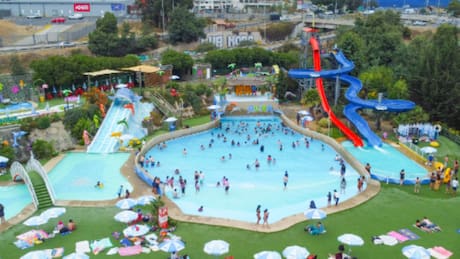 Este parque acuático ubicado en el corazón de Viña del Mar es ideal para ir en verano: Cuenta con divertidas atracciones