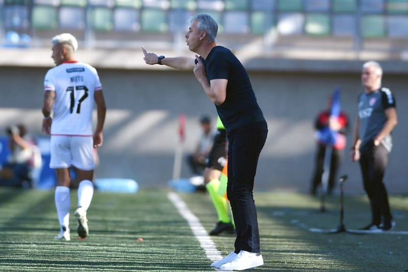 Tiago Nunes logró en el norte su tercer triunfo con la UC. (Foto: Aton)