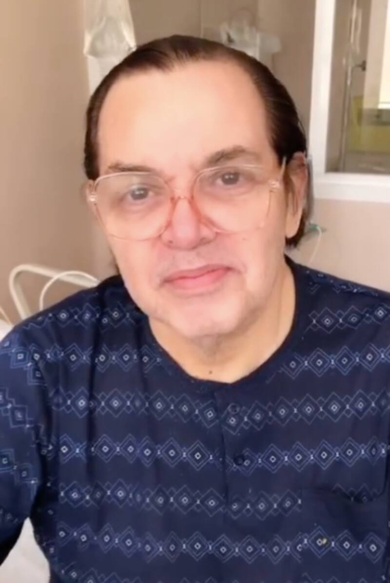 es un personaje de televisión que ha estado ausente por su salud, pero que es altamente recordado por los chilenos.