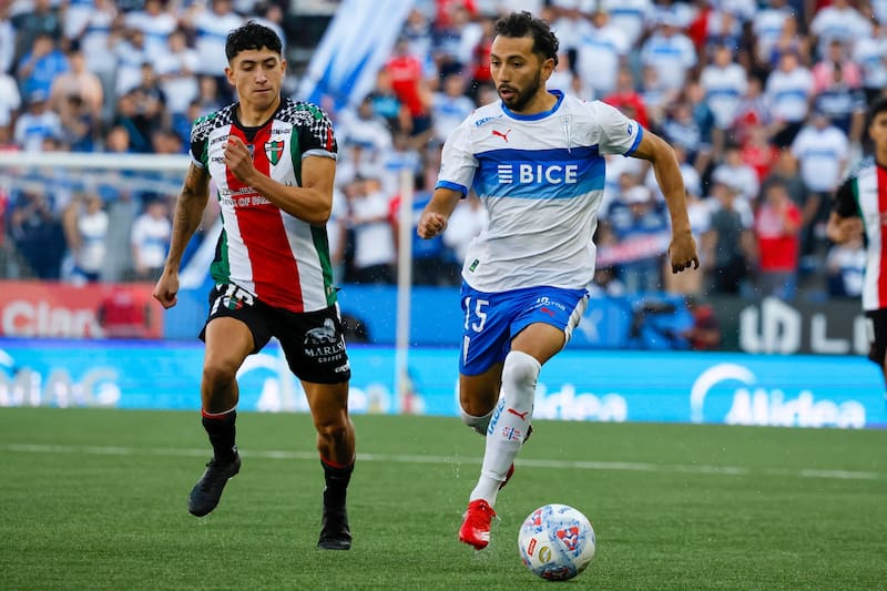 Cruzados y Árabes en el Claro Arena. Foto: ATON