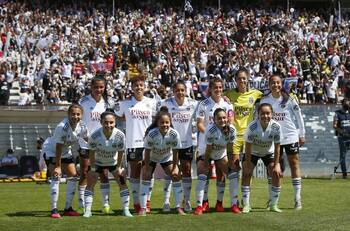 Figura de Colo Colo femenino viralizó un mensaje xenófobo que recibió por referirse a las Elecciones