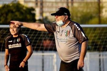 El hombre récord: entrenador de Palestino asumirá su décima temporada consecutiva en la banca árabe