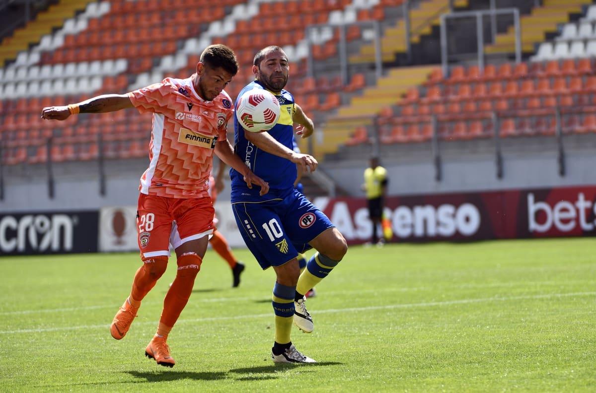 Con un regreso y un debut como titular: el probable once de Cobreloa ante San Marcos de Arica