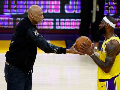 VIDEO | La canasta de LeBron James para convertirse en el mayor anotador de la historia de la NBA