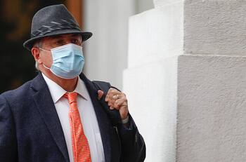 Mañalich se refirió a la magnitud del hacinamiento y la pobreza en RM