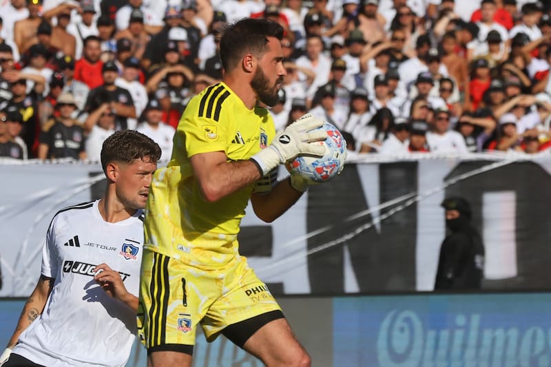 El Tuto en el Superclásico entre Colo Colo y la U en el Monumental