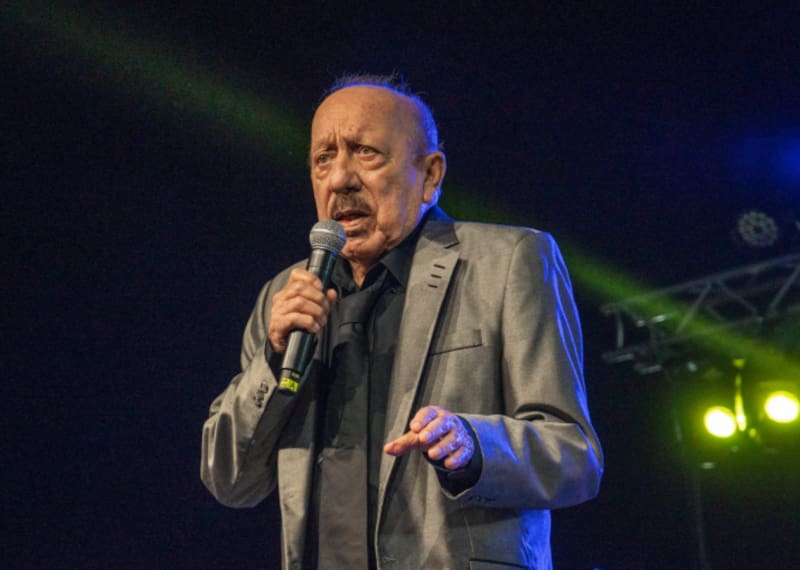 El artista es acusado por sus dos exparejas.