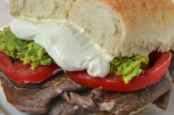 Día del Churrasco en Chile: Cuándo es y en qué picadas comerse los mejores sándwiches fuera de Santiago